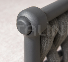 Стул с подлокотниками Dandy 2.0 Lounge Chair Стул с подлокотниками Dandy 2.0 Lounge Chair фабрика Atmosphera