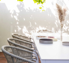 Стул с подлокотниками Pleasure 2.0 Стул с подлокотниками Pleasure 2.0 фабрика Atmosphera