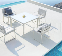 Стол обеденный Flair Square Table 150 Стол обеденный Flair Square Table 150 фабрика Atmosphera