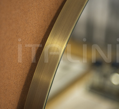 Настенное зеркало Trilogy T Настенное зеркало Trilogy T фабрика Capital Decor