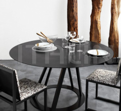 Стол обеденный BIG IRONY ROUND Стол обеденный BIG IRONY ROUND фабрика Zeus