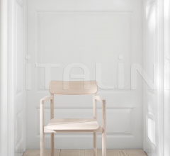 Стул с подлокотниками Post Chair - Model 3445 Стул с подлокотниками Post Chair - Model 3445 фабрика Fredericia