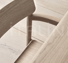 Стул с подлокотниками Post Chair - Model 3446 Стул с подлокотниками Post Chair - Model 3446 фабрика Fredericia