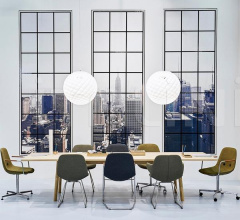 Стул с подлокотниками Eyes Cantilever Armchair Стул с подлокотниками Eyes Cantilever Armchair фабрика Fredericia