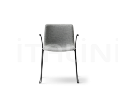 Стул с подлокотниками Pato Sledge Armchair Стул с подлокотниками Pato Sledge Armchair фабрика Fredericia