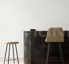 Барный стул Spine Metal Base Barstool Барный стул Spine Metal Base Barstool фабрика Fredericia