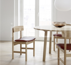 Стол обеденный Taro - Model 6121 Стол обеденный Taro - Model 6121 фабрика Fredericia