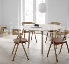 Стол обеденный Taro - Model 6121 Стол обеденный Taro - Model 6121 фабрика Fredericia