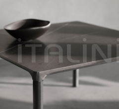 Итальянские Столики - Журнальный столик Piloti - Model 6720 фабрика Fredericia