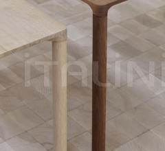 Итальянские Столики - Журнальный столик Piloti - Model 6715 фабрика Fredericia