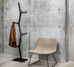 Вешалка Nara Coat Stand Вешалка Nara Coat Stand фабрика Fredericia