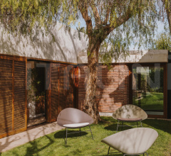 Итальянские Уличная мебель - Кресло Adell Armchair 4 legs Итальянские Уличная мебель - Кресло Adell Armchair 4 legs фабрика Arper