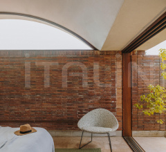 Итальянские Уличная мебель - Кресло Adell Armchair sled Итальянские Уличная мебель - Кресло Adell Armchair sled фабрика Arper