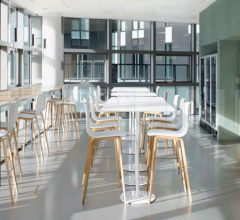 Итальянские Рестораны/Бары - Барный стул Aava Bar stool 4 wood legs фабрика Arper