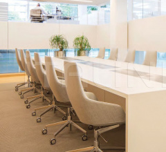 Итальянские Кабинет - Кресло Aston Office 5 ways фабрика Arper