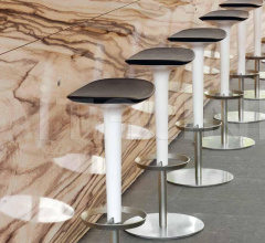 Итальянские Рестораны/Бары - Барный стул Babar 1753 фабрика Arper