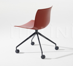 Итальянские Кабинет - Кресло Catifa 53 Trestle fixed фабрика Arper