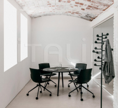 Итальянские Кабинет - Кресло Catifa Up Trestle fixed фабрика Arper