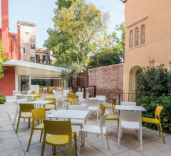 Итальянские Уличная мебель - Стул Juno фабрика Arper