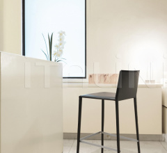 Итальянские Рестораны/Бары - Барный стул Norma Bar stool фабрика Arper