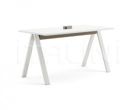 Итальянские Столы для конференц зала - Стол Cross H 105 cm Office Top Итальянские Столы для конференц зала - Стол Cross H 105 cm Office Top фабрика Arper