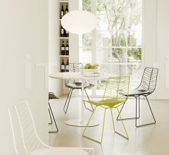 Итальянские Столы обеденные - Стол обеденный Dizzie H 74 фабрика Arper