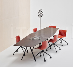 Итальянские Столы для конференц зала - Стол Meety Trapezoidal Итальянские Столы для конференц зала - Стол Meety Trapezoidal фабрика Arper