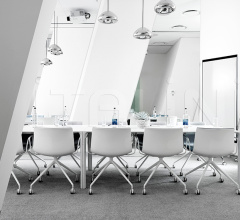 Итальянские Столы для конференц зала - Стол Nuur Итальянские Столы для конференц зала - Стол Nuur фабрика Arper