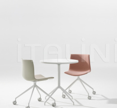 Итальянские Уличные столы - Стол обеденный Yop H 72 - 73,5 - 74 cm Итальянские Уличные столы - Стол обеденный Yop H 72 - 73,5 - 74 cm фабрика Arper