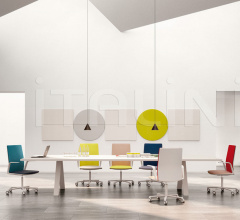 Итальянские Декоративные панели - Панель Parentesit Freestanding Round фабрика Arper