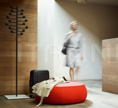 Итальянские Вешалки - Вешалка Song Freestanding Modular Итальянские Вешалки - Вешалка Song Freestanding Modular фабрика Arper