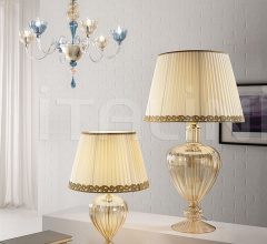 Итальянские Настольные светильники - Настольный светильник LAMPADE Итальянские Настольные светильники - Настольный светильник LAMPADE фабрика Cangini&Tucci