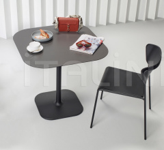 Итальянские Уличные столы - Стол обеденный Rhino Итальянские Уличные столы - Стол обеденный Rhino фабрика Scab Design