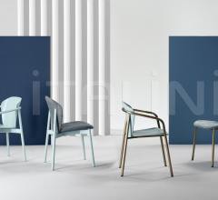 Стул с подлокотниками Finn armchair фабрика Scab Design