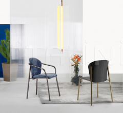 Стул с подлокотниками Finn armchair фабрика Scab Design