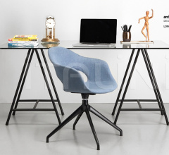 Кресло Lady B Pop revolving on trestle base фабрика Scab Design