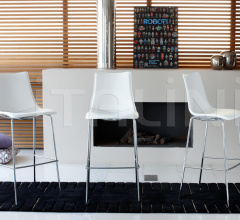 Итальянские Рестораны/Бары - Барный стул Zebra Pop Barstool фабрика Scab Design