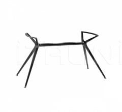 Итальянские Уличные столы - Стол обеденный Metropolis Итальянские Уличные столы - Стол обеденный Metropolis фабрика Scab Design