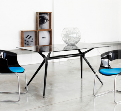 Итальянские Уличные столы - Стол обеденный Metropolis Итальянские Уличные столы - Стол обеденный Metropolis фабрика Scab Design