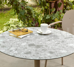 Стол обеденный Tiffany round column Ø 50 mm фабрика Scab Design