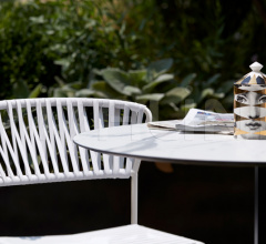 Итальянские Уличные столы - Стол обеденный Tiffany square column mm. 50x50 Итальянские Уличные столы - Стол обеденный Tiffany square column mm. 50x50 фабрика Scab Design