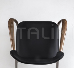 Стул с подлокотниками A1757 фабрика Annibale Colombo