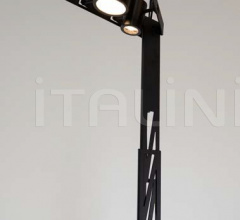 Итальянские Напольные светильники - Напольный светильник Fireman HP268 2N INT Итальянские Напольные светильники - Напольный светильник Fireman HP268 2N INT фабрика Karman