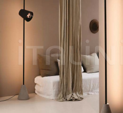 Итальянские Напольные светильники - Напольный светильник Cupido HP194 A2 INT Итальянские Напольные светильники - Напольный светильник Cupido HP194 A2 INT фабрика Karman