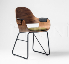 Стул с подлокотниками Showtime Nude - sled base Стул с подлокотниками Showtime Nude - sled base фабрика BD Barcelona Design