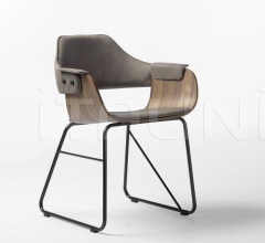 Стул с подлокотниками Showtime - sled base Стул с подлокотниками Showtime - sled base фабрика BD Barcelona Design