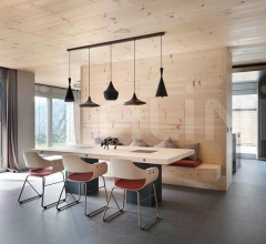 Стул с подлокотниками Showtime - sled base Стул с подлокотниками Showtime - sled base фабрика BD Barcelona Design