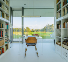 Стул с подлокотниками Showtime - sled base Стул с подлокотниками Showtime - sled base фабрика BD Barcelona Design