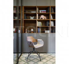 Стул с подлокотниками Showtime - swivel base Стул с подлокотниками Showtime - swivel base фабрика BD Barcelona Design