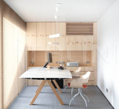 Стул с подлокотниками Showtime - swivel base Стул с подлокотниками Showtime - swivel base фабрика BD Barcelona Design